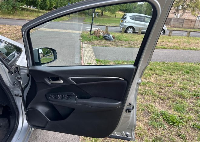 HONDA JAZZ  1.3 I-VTEC 102 SE – 2016