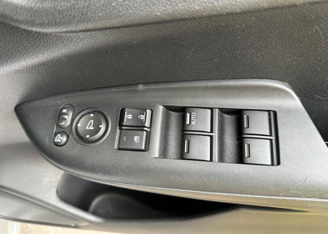 HONDA JAZZ  1.3 I-VTEC 102 SE – 2016
