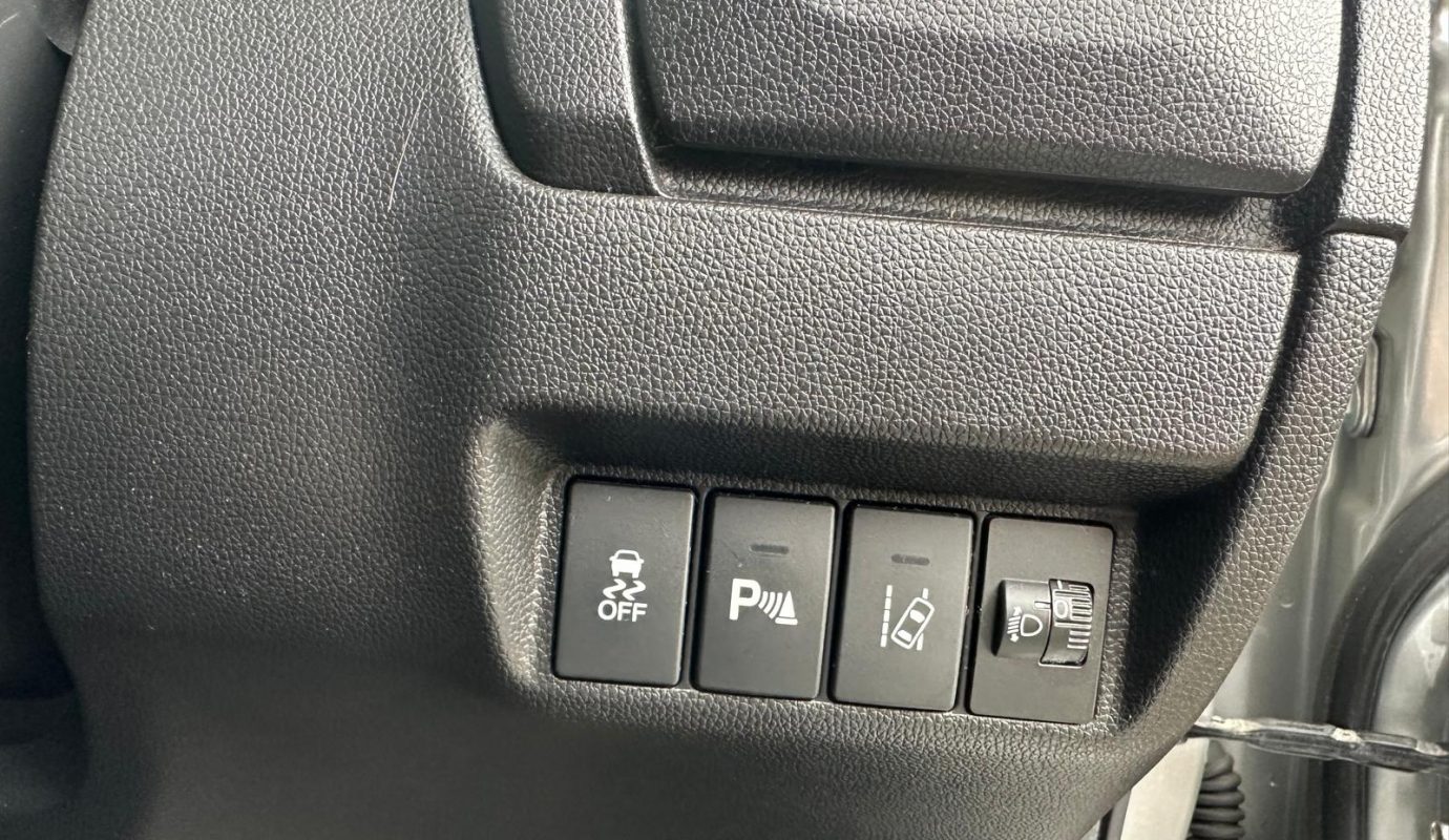 HONDA JAZZ  1.3 I-VTEC 102 SE – 2016
