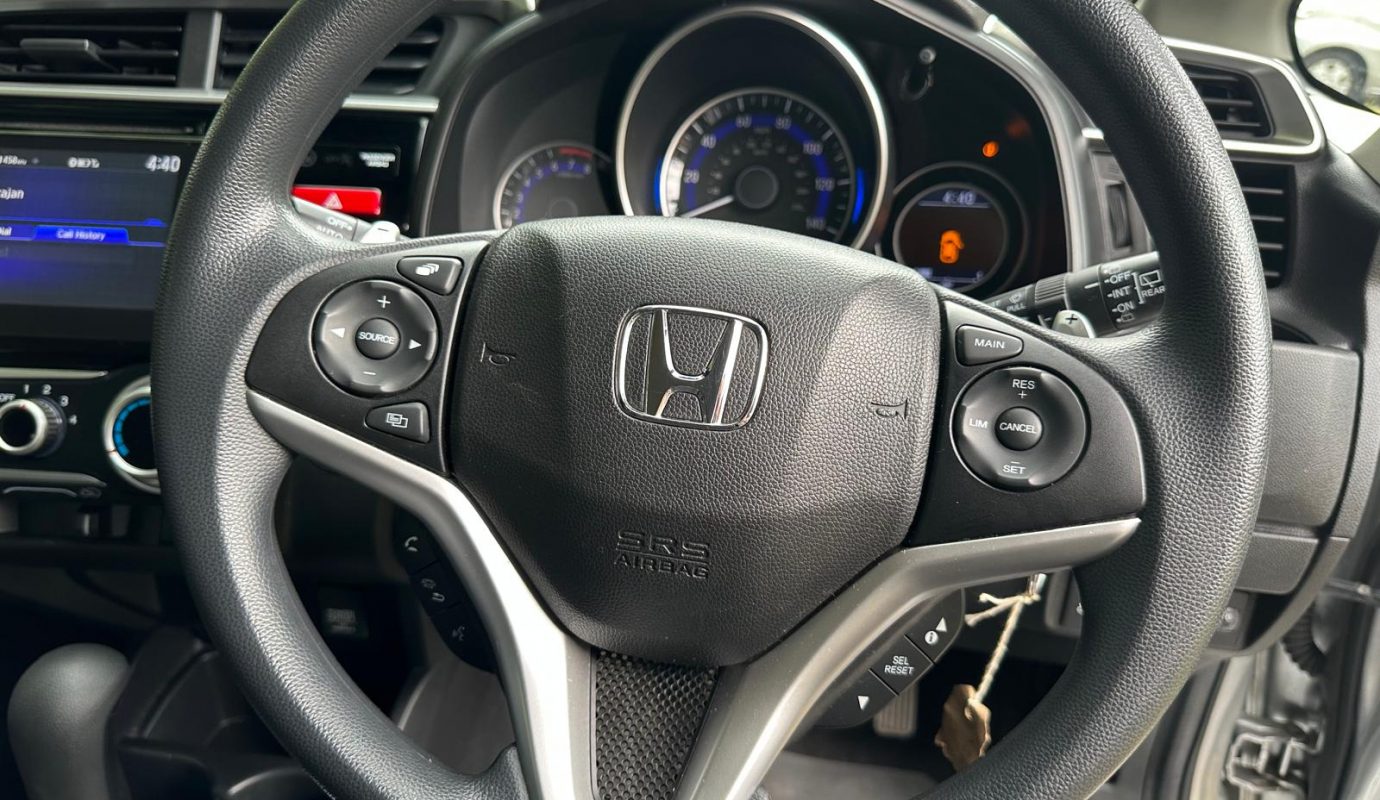 HONDA JAZZ  1.3 I-VTEC 102 SE – 2016