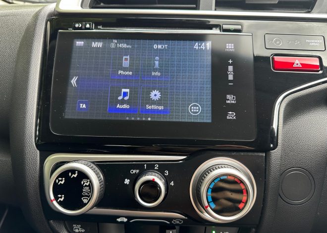HONDA JAZZ  1.3 I-VTEC 102 SE – 2016
