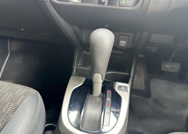 HONDA JAZZ  1.3 I-VTEC 102 SE – 2016