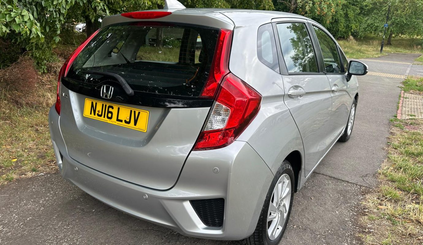 HONDA JAZZ  1.3 I-VTEC 102 SE – 2016