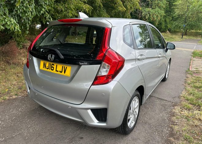 HONDA JAZZ  1.3 I-VTEC 102 SE – 2016