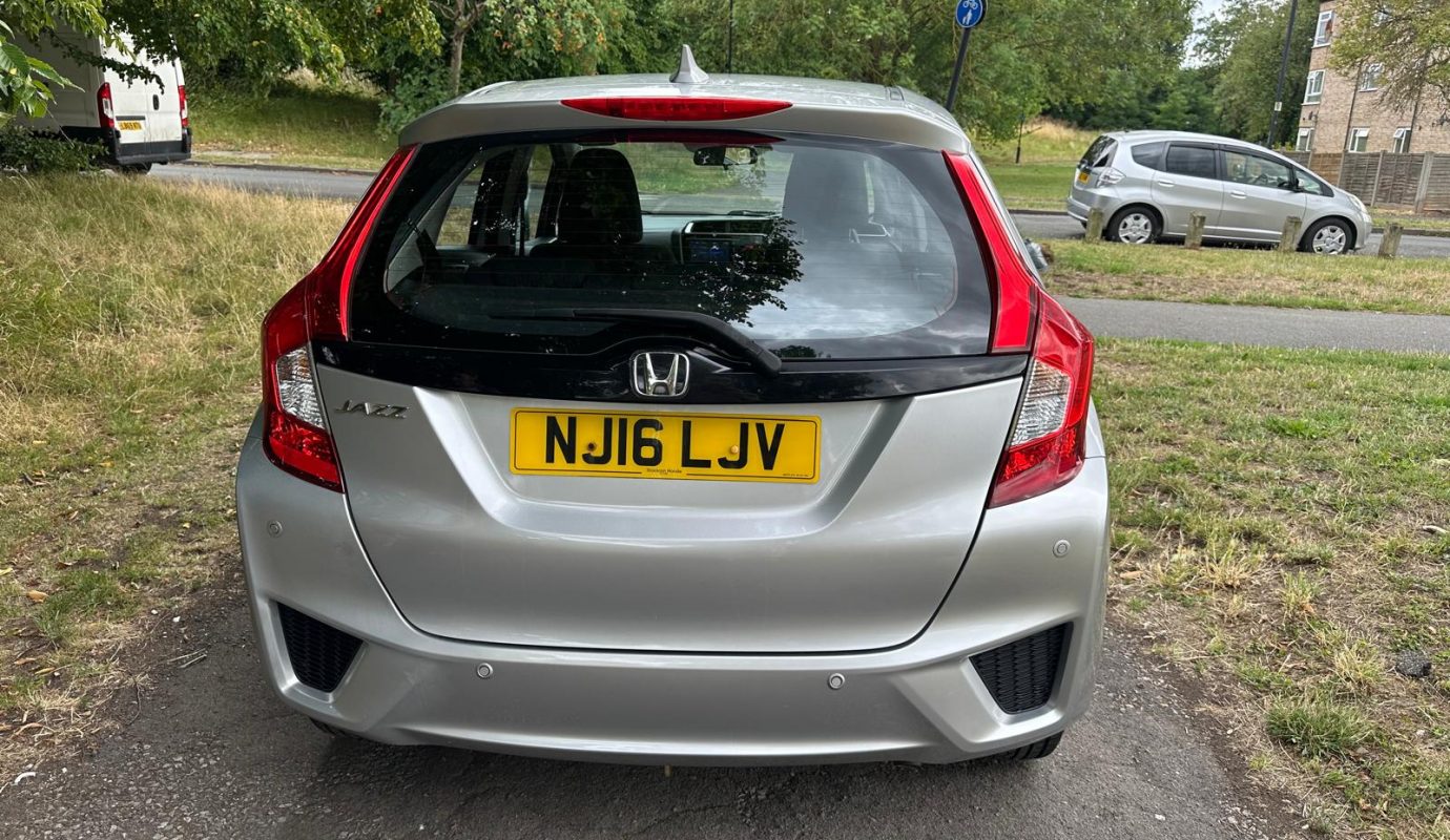HONDA JAZZ  1.3 I-VTEC 102 SE – 2016